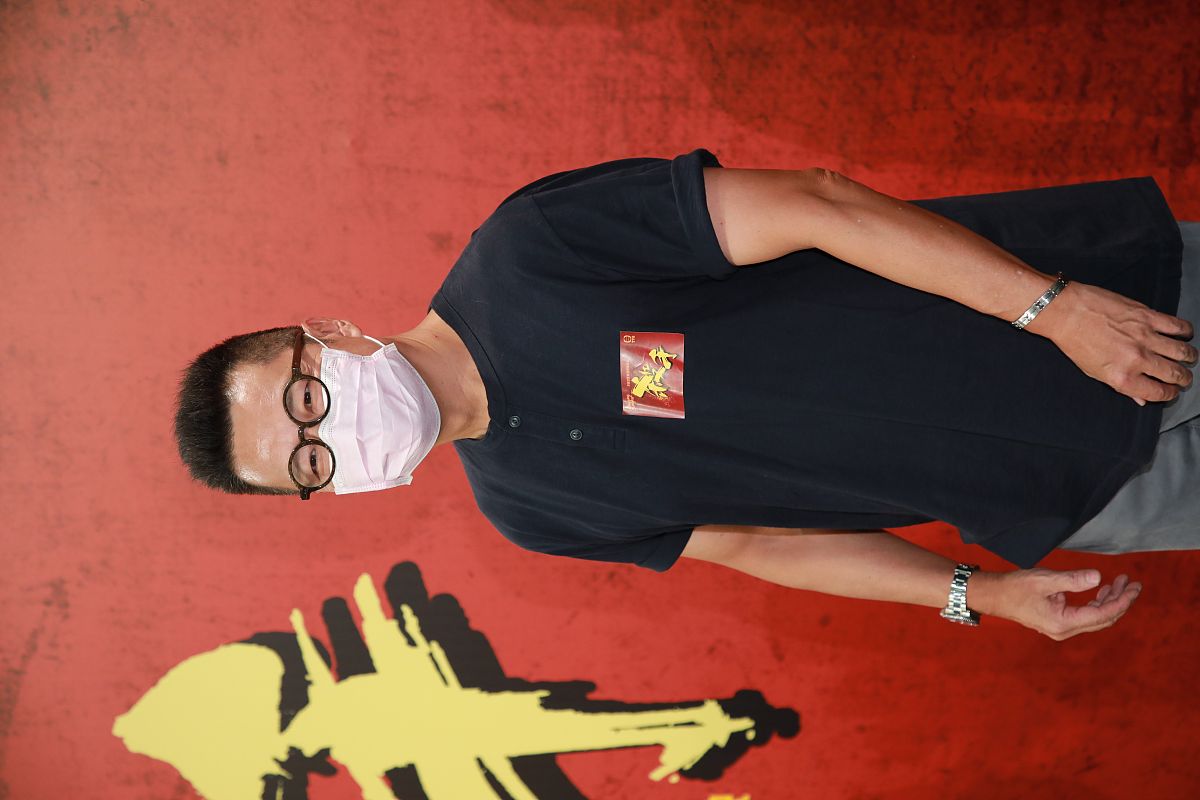 最后几单库存直接去拍直接去价格是可以住在我房间三天两晚直接去拍直接去刷新下面小房子我们店我们后台的话好像有点卡了直接去刷新下面小房子直接去拍就可以了如果你真的想咱们一个两件一晚的话咱们可以选择咱们两单的二号链接好不好咱们也可以选择我们的两单一号链接一号链接一单库存了朋友们今天给大家的这个价格真的是建议大家能多拍多囤了多拍可以退少拍没机会的好不好。帮我写一段内容和风格相似的文案220字以内。