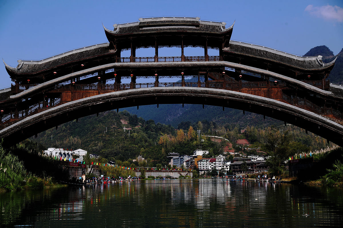 重庆航运旅游学校电子专业怎么样？优势劣势分析