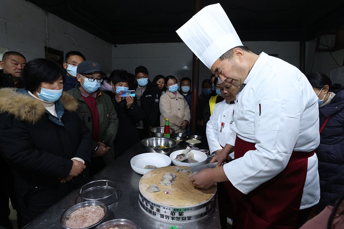 2023年江苏省丰县中等专业学校招生简章 - 计算机、机械、电子信息、旅游等专业