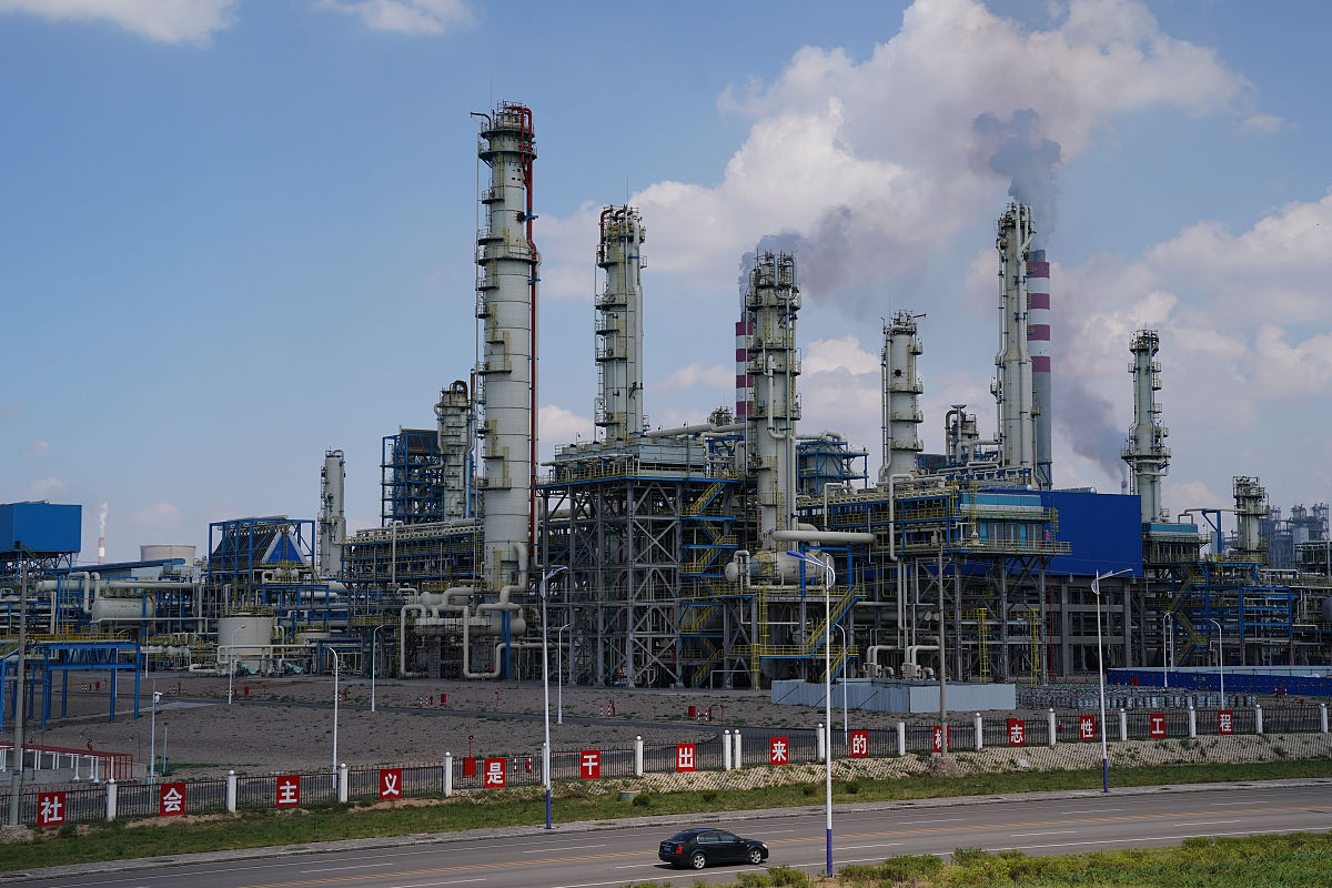 罗田理工中等专业学校2023年招生简章 - 培养高素质技术人才