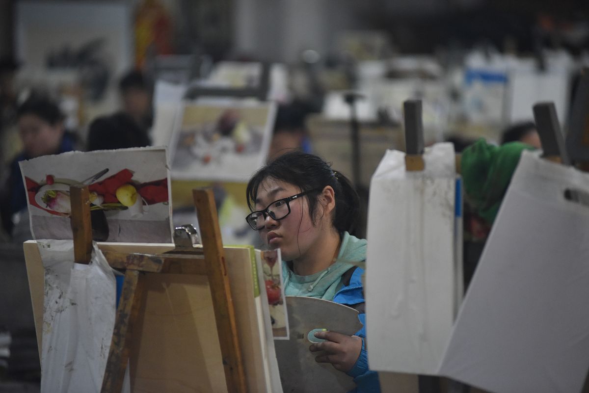 云南艺术学院附属艺术学校美术绘画专业2022年招生