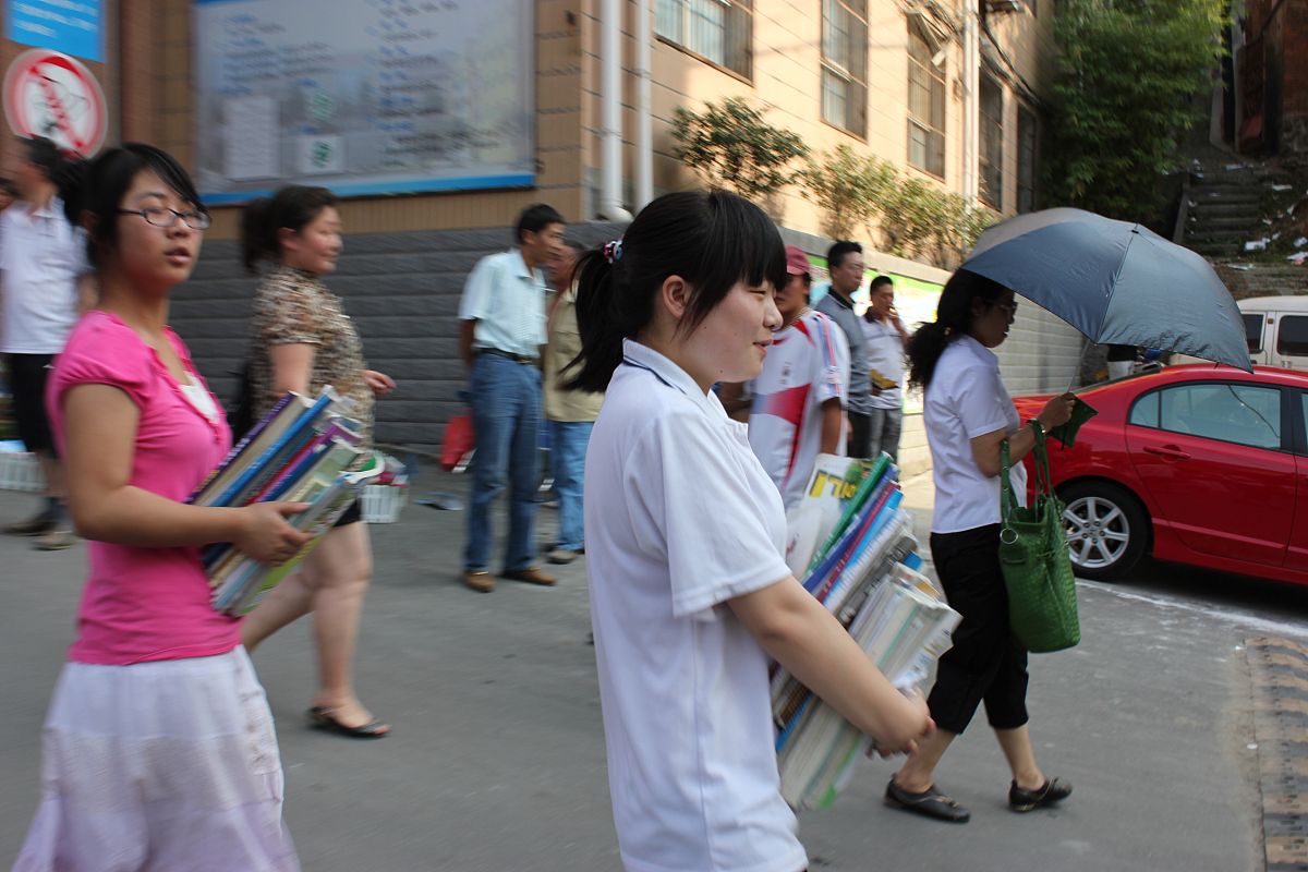 凤凰县育英民族学校2021年招生专业一览