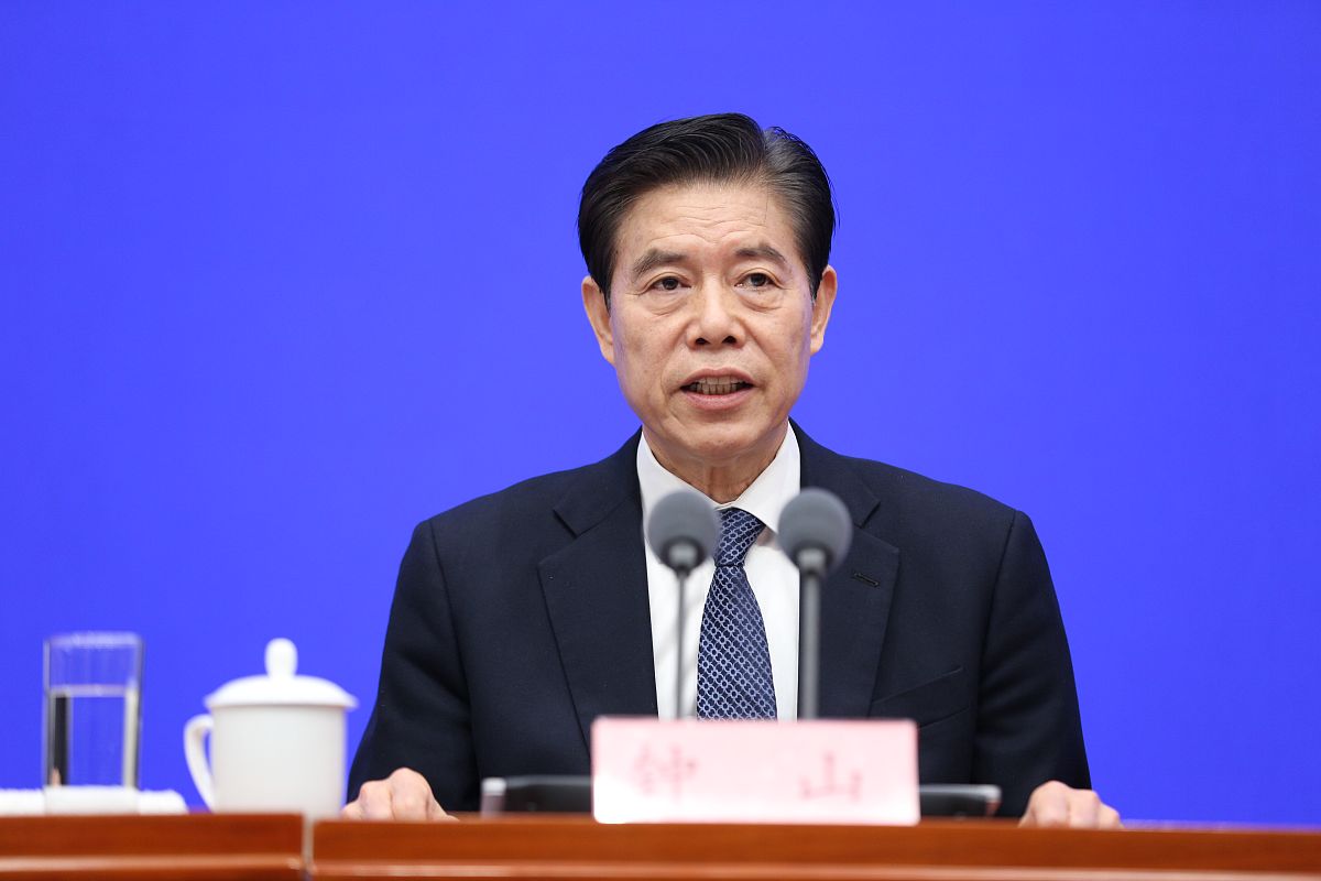 任正非创业历程：从20名员工到全球领先，华为成功的秘诀