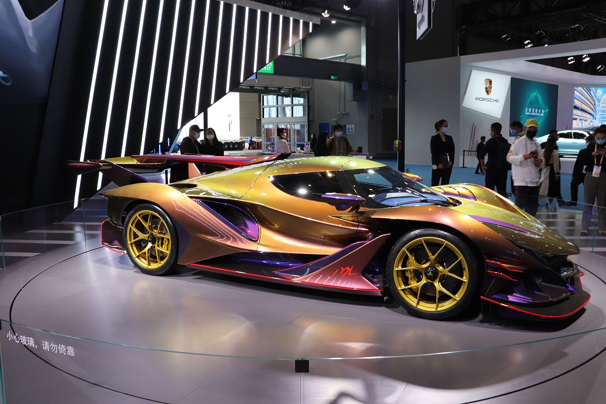 帕加尼Huayra BC跑车预告图发布：极致性能与奢华设计