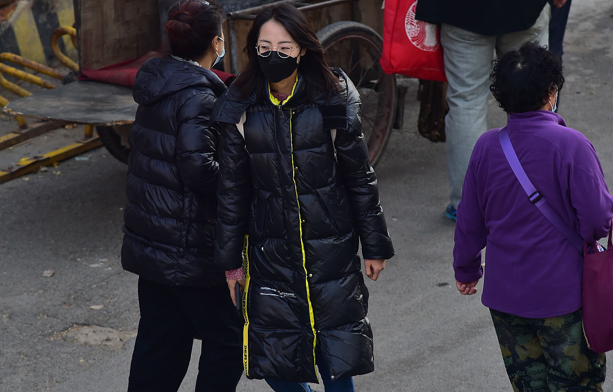冬天穿暖，夏天穿凉：中国人对温度的独特态度