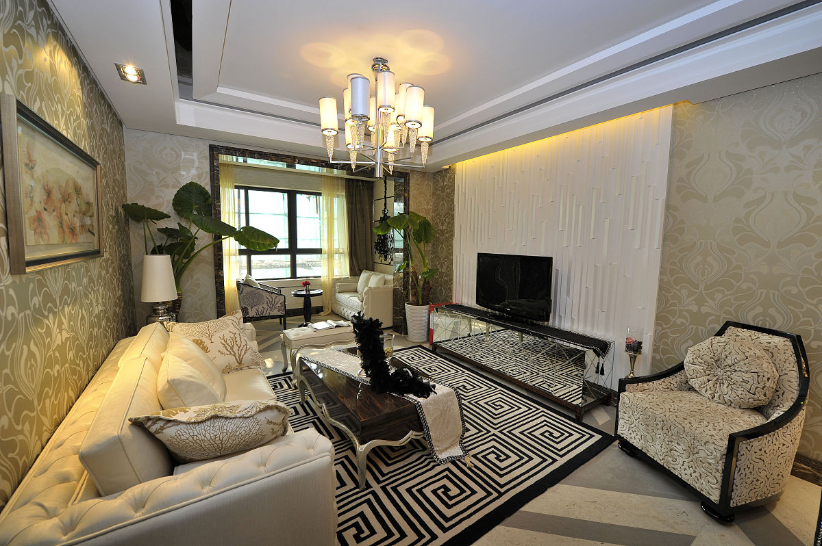 id	int	编号realname	varchar	姓名faceimg	varchar	头像house_type	varchar	房屋类型cy_year	int	年份case_num	int	标号house_style	varchar	风格