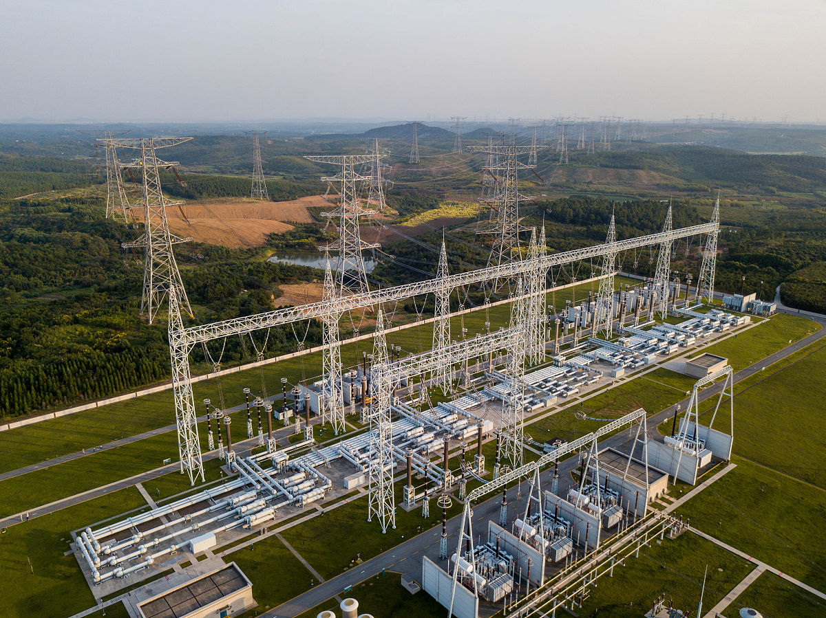 5个高压开关站没施设备月总用电量超干万度需怎样配备人员架构