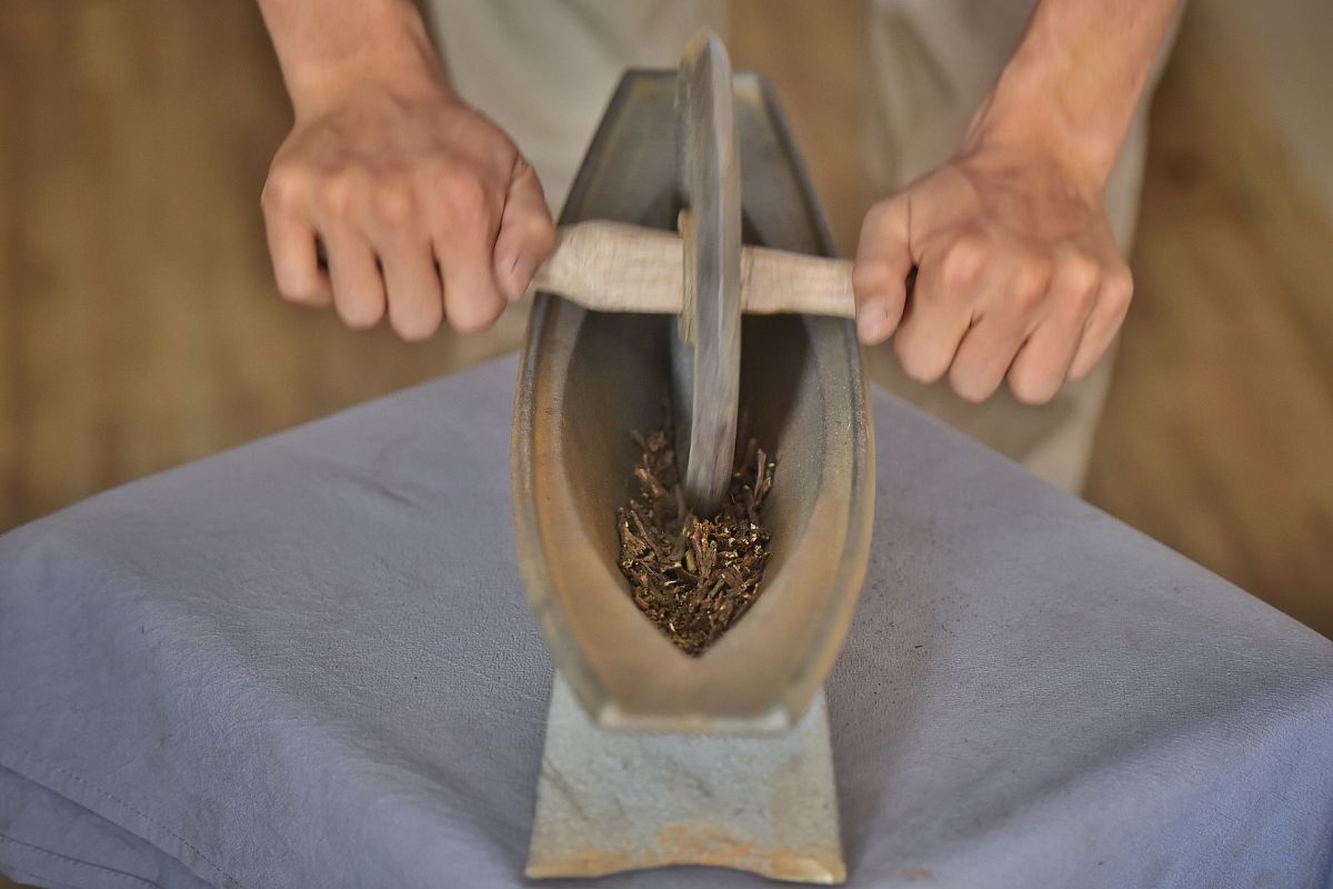 柏香籽盘玩教程：步骤详解及注意事项