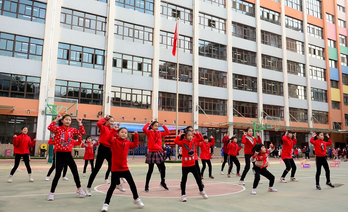 重庆铁路学校2019年春季分数要求高吗