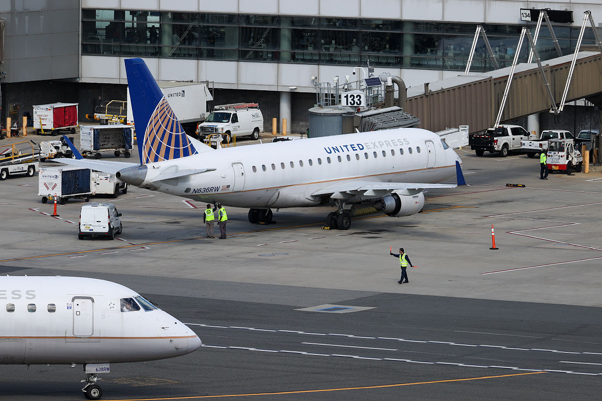 2019年成都翔飞航空职业技术学校报名条件及招生要求