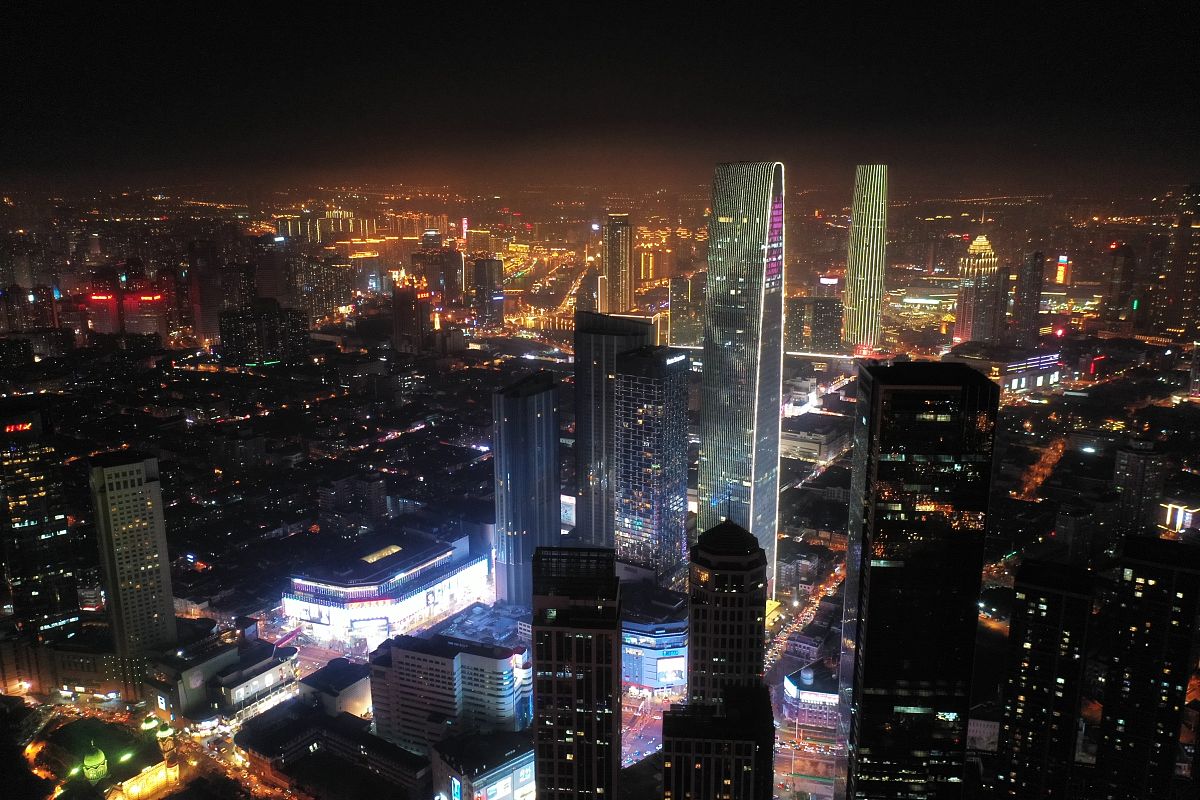 2021年11月26日,天津夜景.