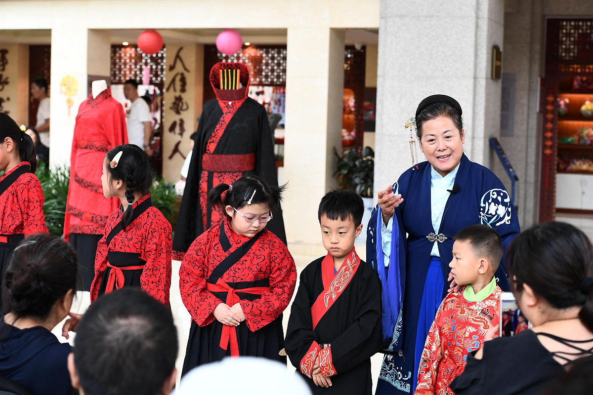 作东是什么意思_词语作东的意思