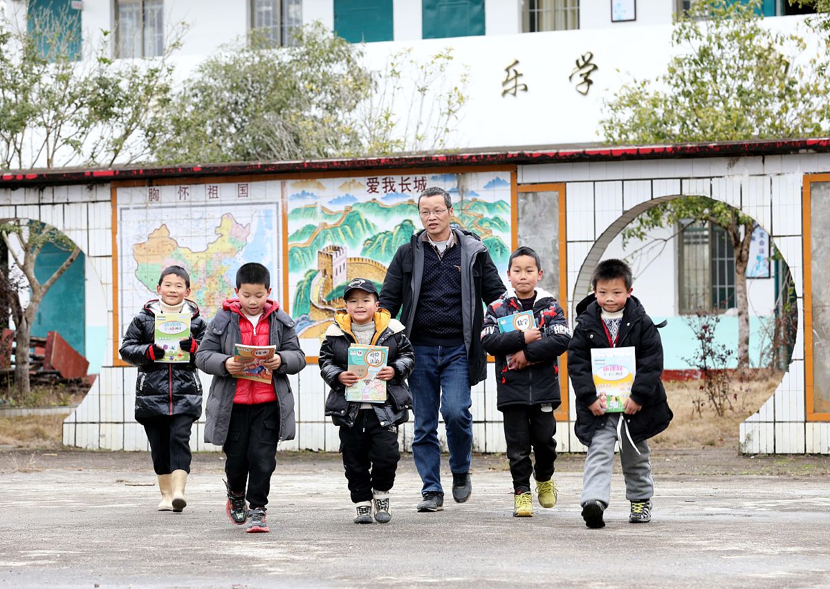 韦曲街道何家营小学建设项目
