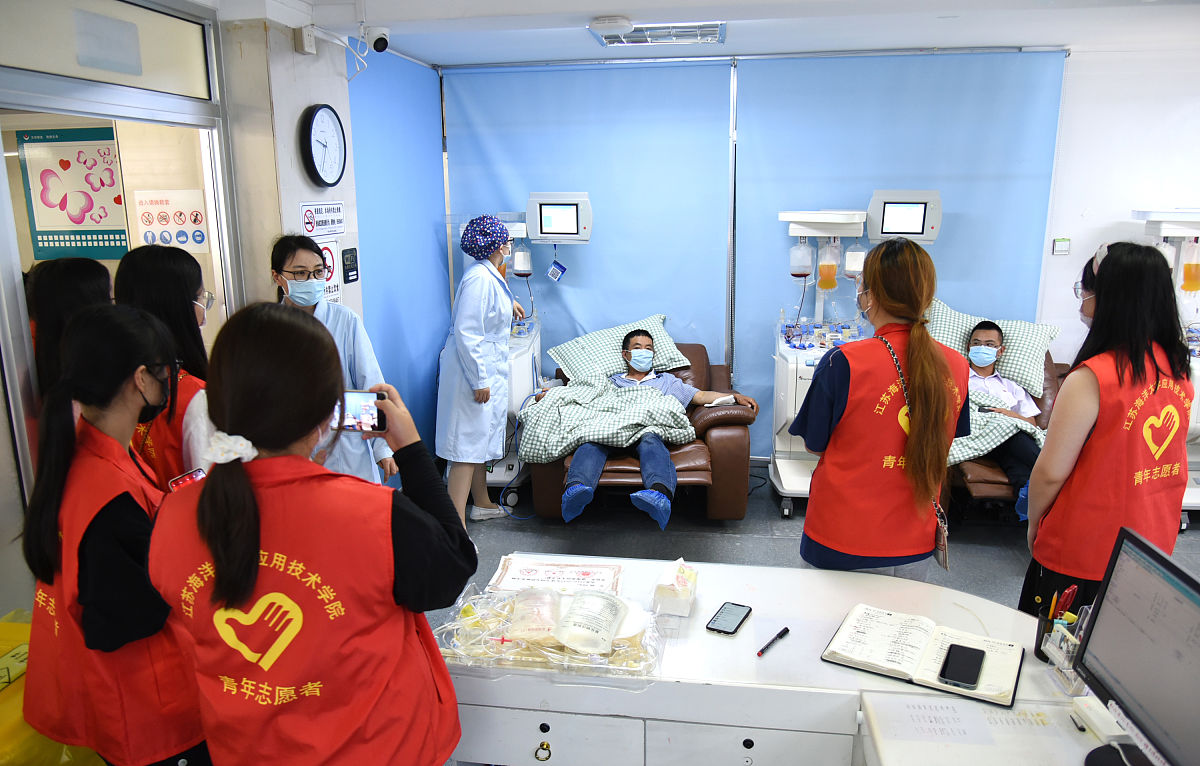 无偿献血 你我同在——我校团委学生社团举办无偿献血健康