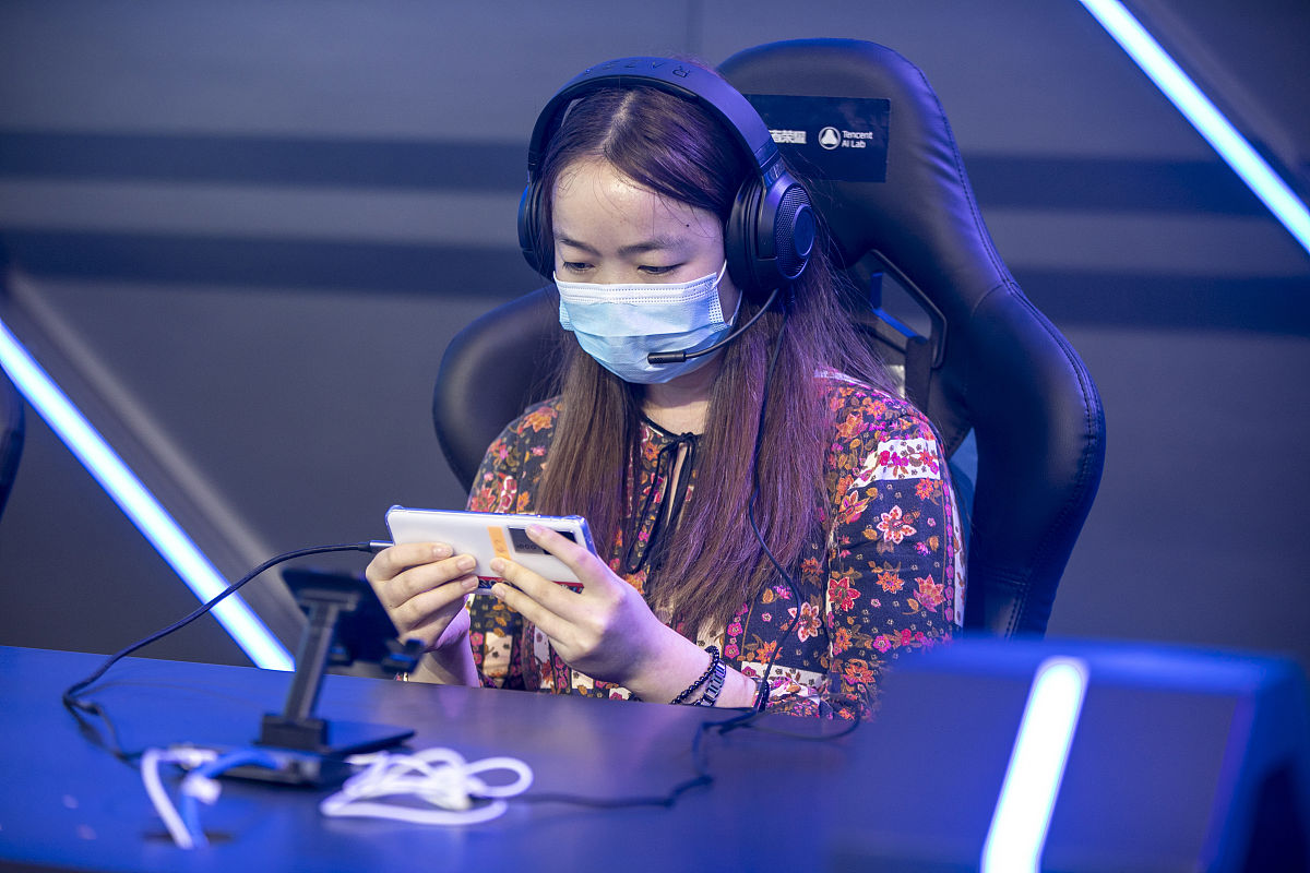 电竞比赛口号大全：燃爆你的激情！