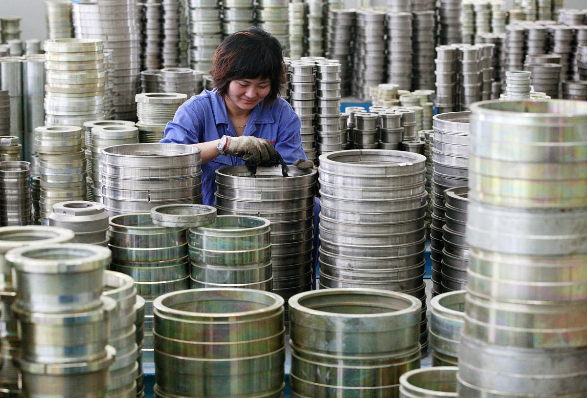 2023年9月 钢铁仓储行业 现场生产时 需要注意安全事项