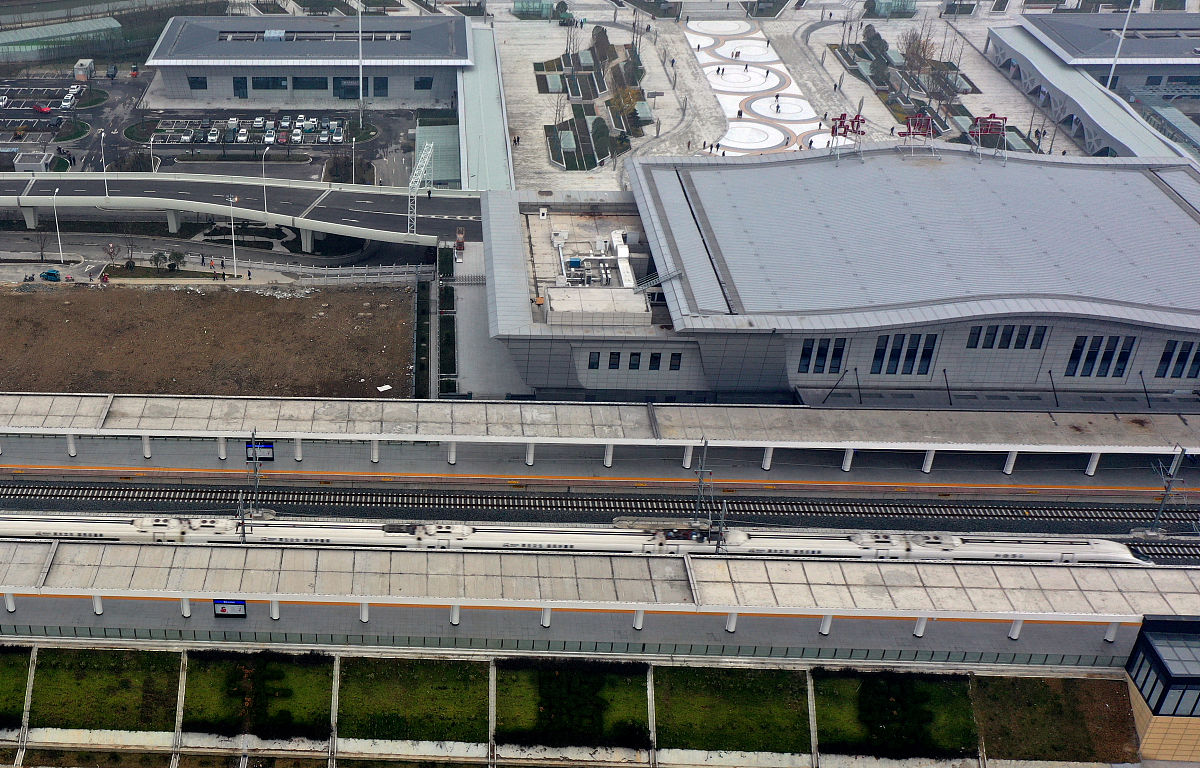 我想去扬州宝应参加婚礼我从合肥如何出行合适？