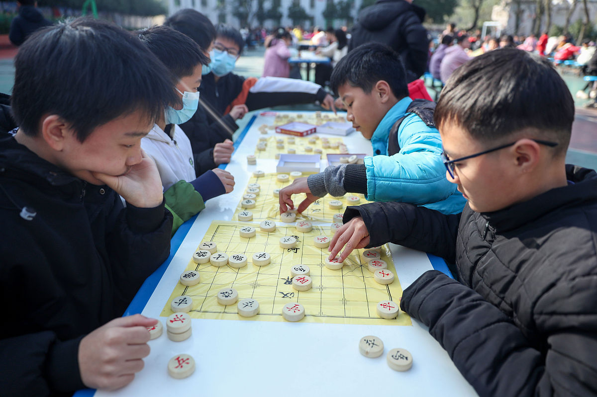 班级组织下棋比赛活动后的宣传稿10000字