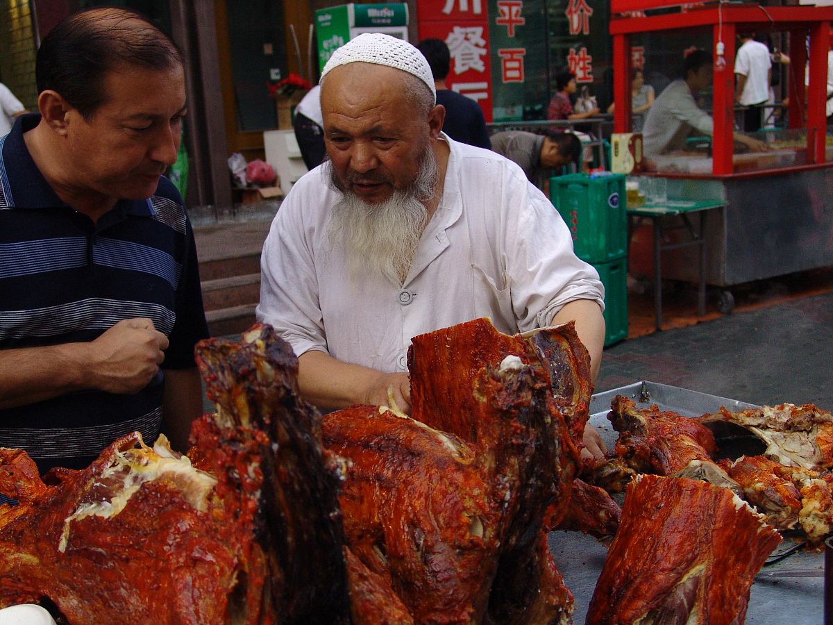 少数民族中哪个民族不吃猪肉