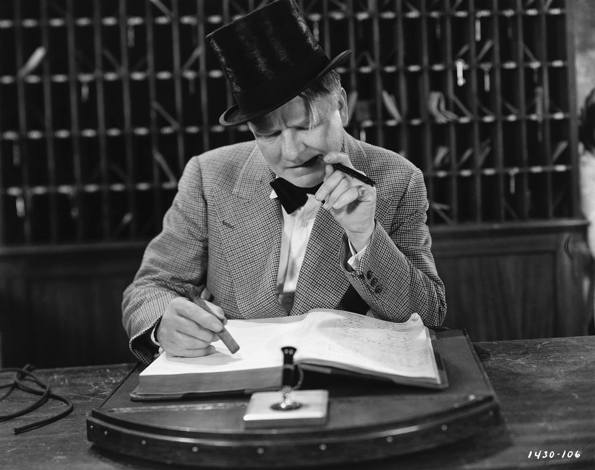 电影美丽心灵主人公纳什为了解决问题所采取的三个行动冲突 电影美丽心灵主人公纳什为了解决问题所采取的三个行动冲突