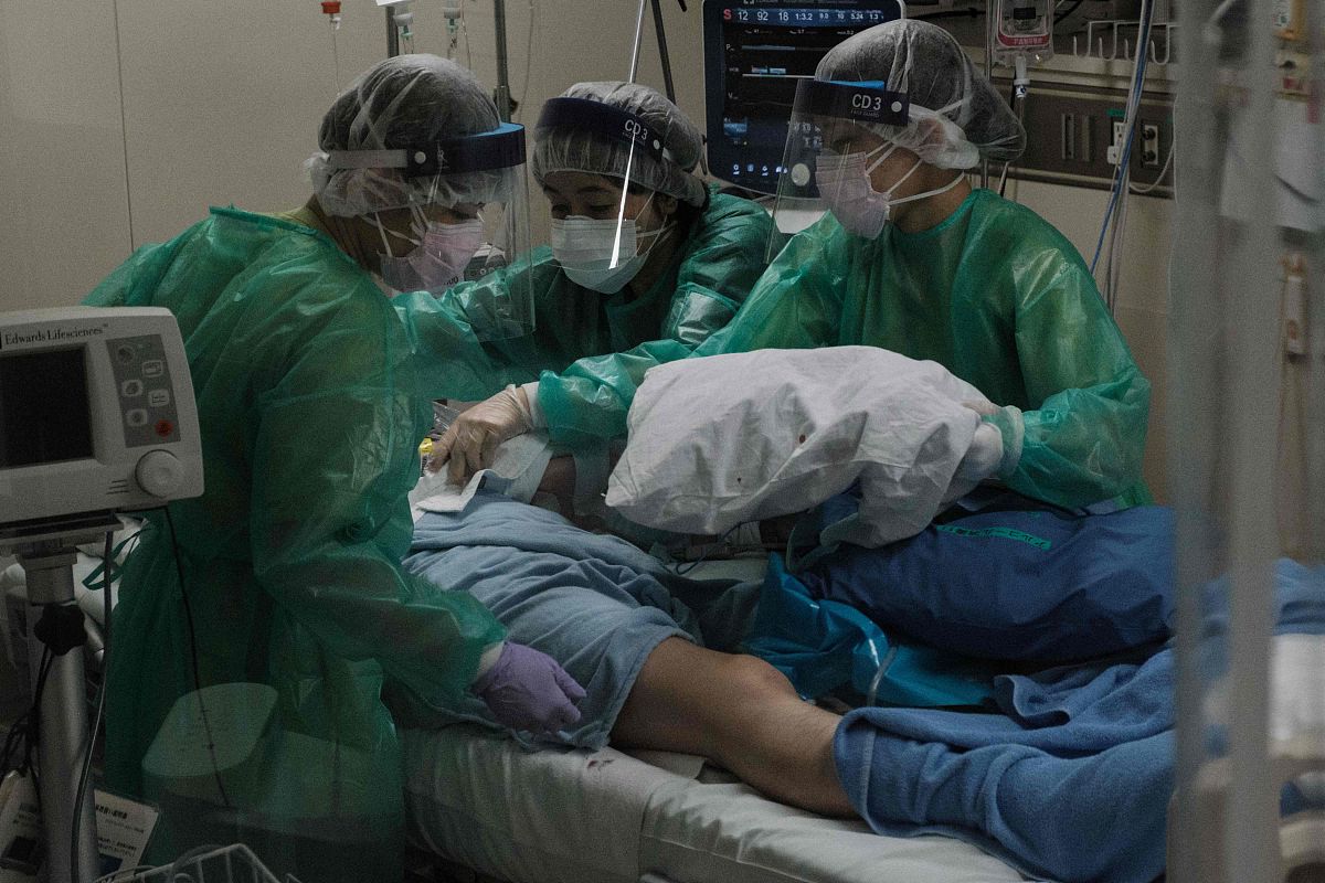 脓毒症休克：新冠肺炎危重症患者的致命风险及中医药治疗进展