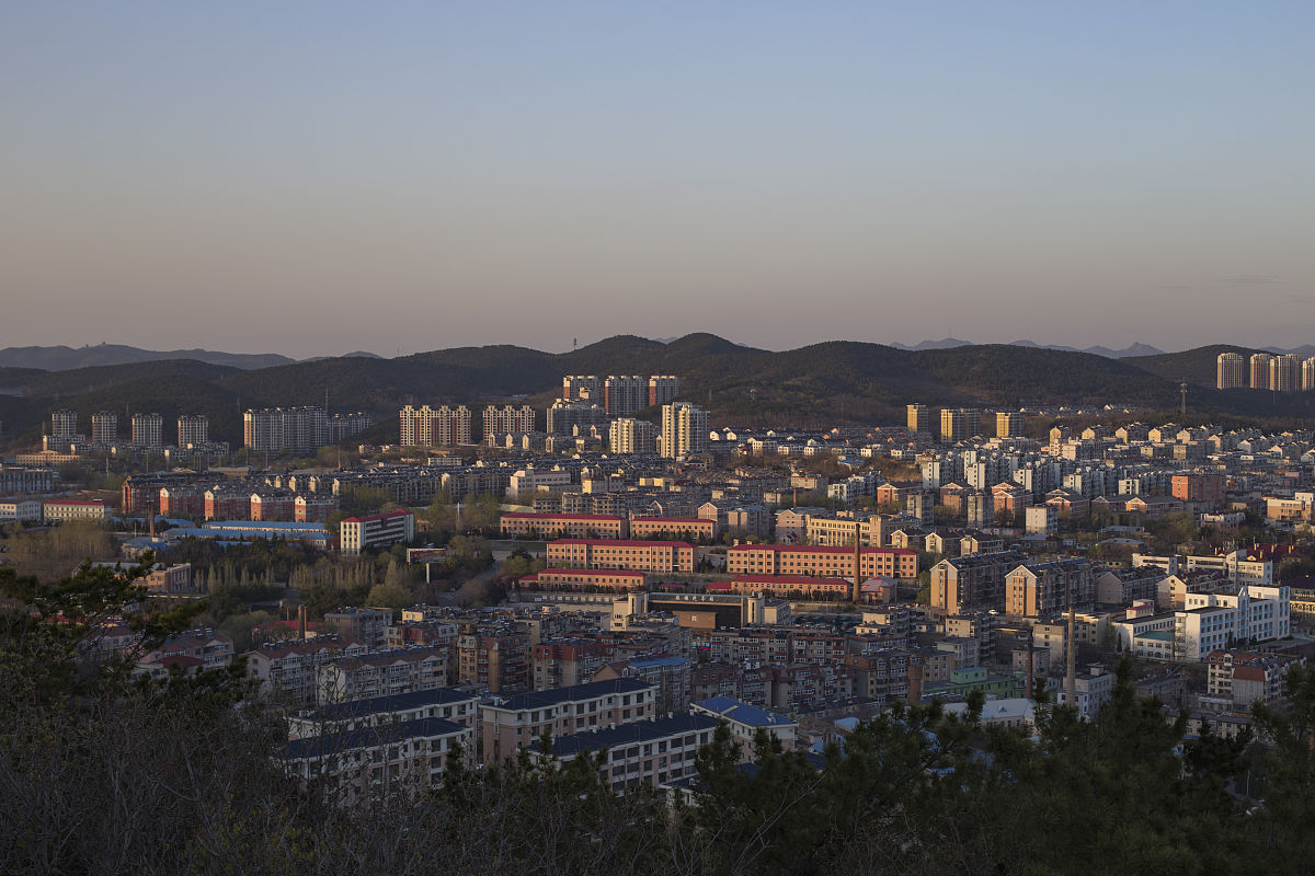 2019年4月25日,辽宁省大连市辽东半岛最南端旅顺口区风光.