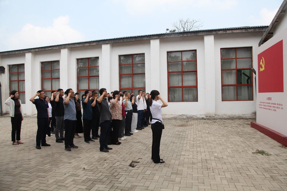 实践项目二：走访参观，开拓眼界，提升实践能力