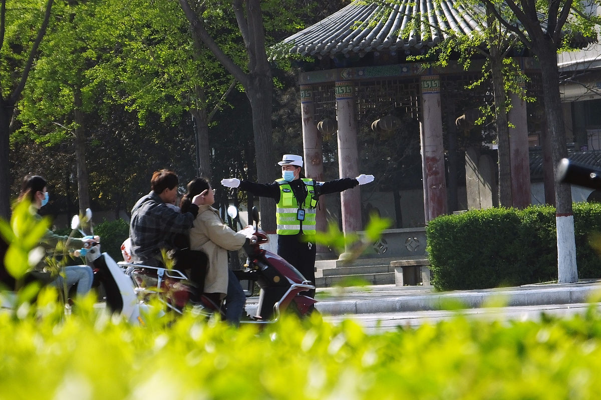 淮安区辅警工资会涨吗帮我用200字详细描述