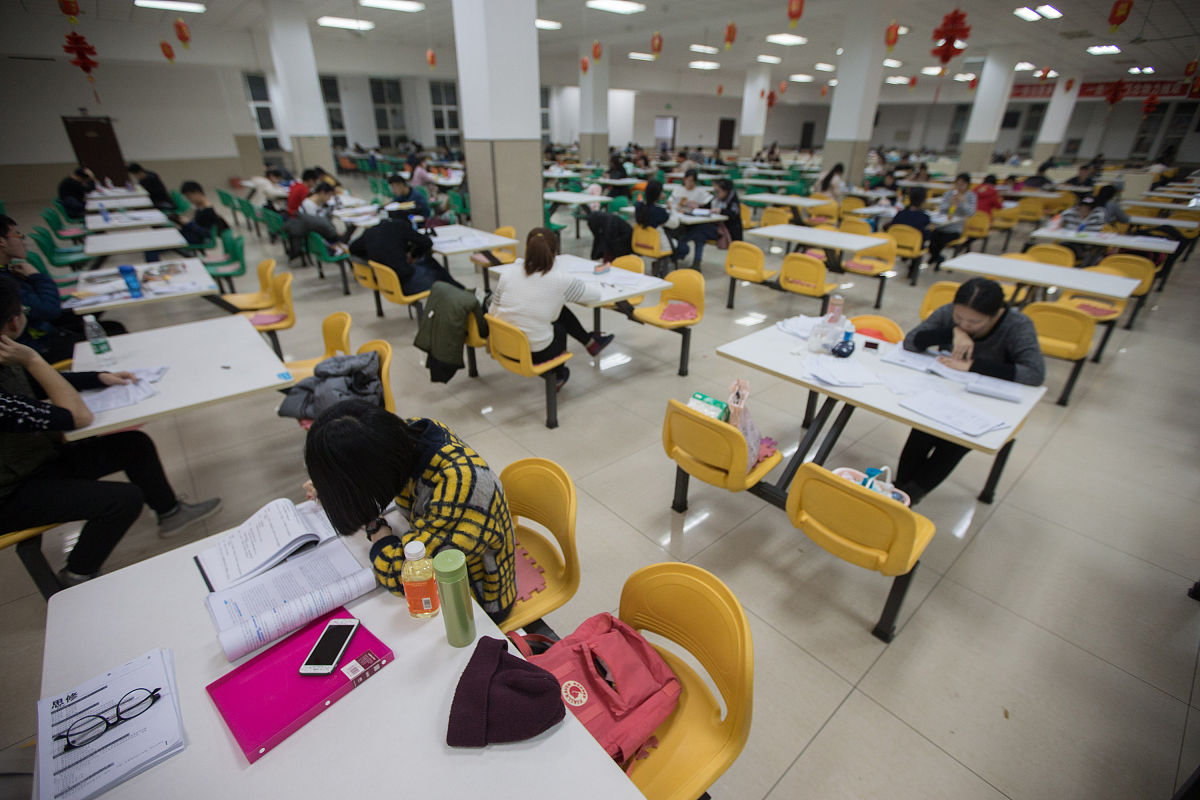 攀枝花学院医学院宿舍食堂环境：学生体验与改进建议