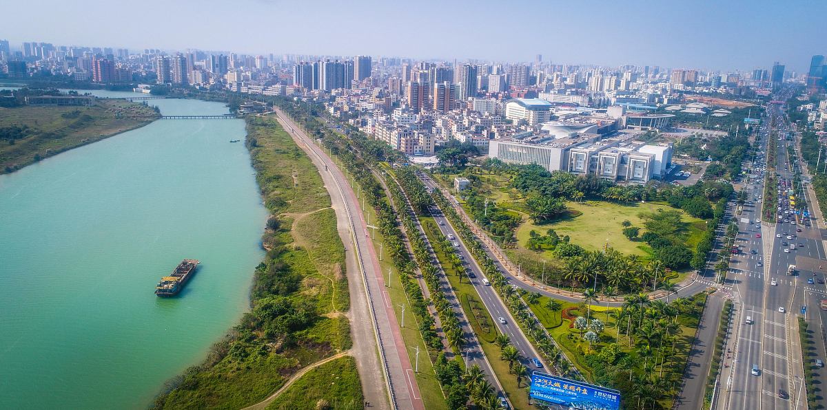 青岛园林技术学校招生专业：园林设计、施工、养护、管理等