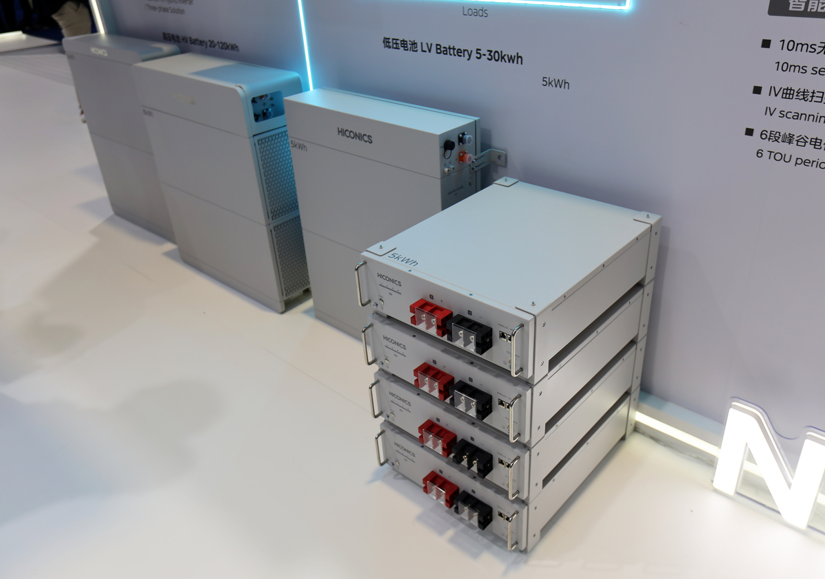 CloudEngine 16800-X系列交换机：华为iLossless芯片，高速稳定数据传输