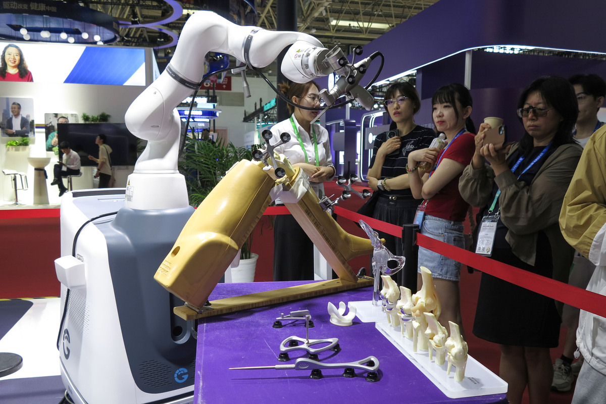 手功能康复机器人资金来源：政府、私人、慈善及医疗保险