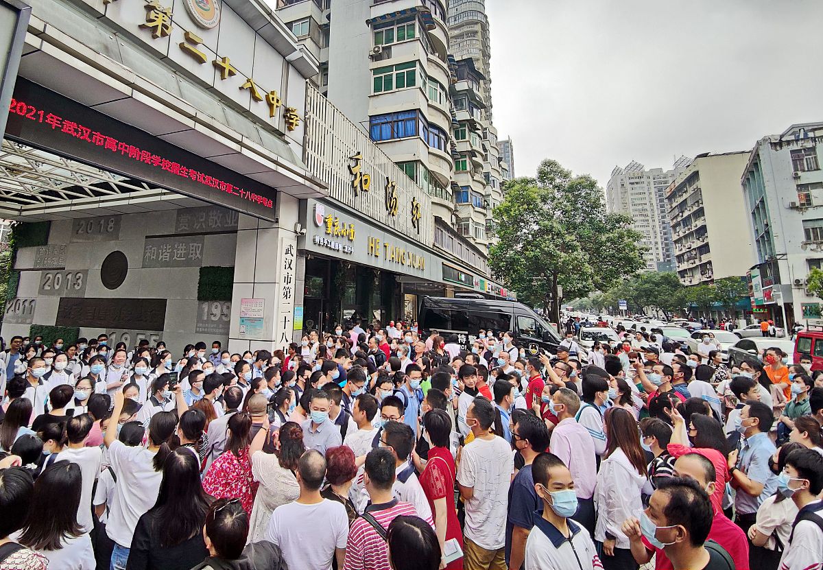 武汉财政学校2021年金融学专业招生介绍：学习金融科技，助力未来职业发展