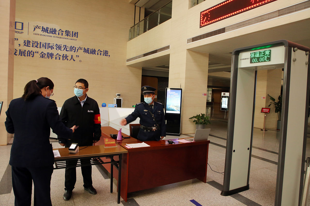 横州市税务局多措并举确保4月大征期办税服务厅平稳有序