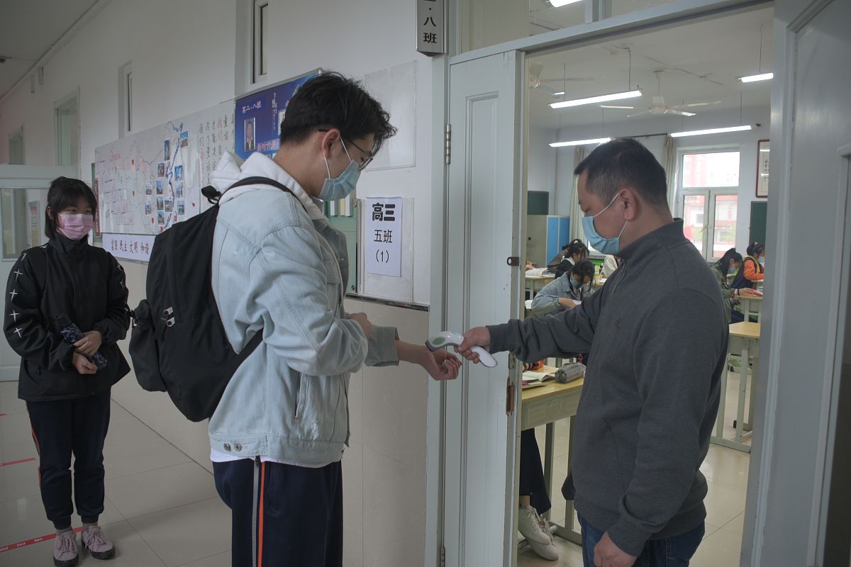 陕西省印刷技工学校印刷技术专业怎么样？就业前景、课程设置、实践教学深度解析