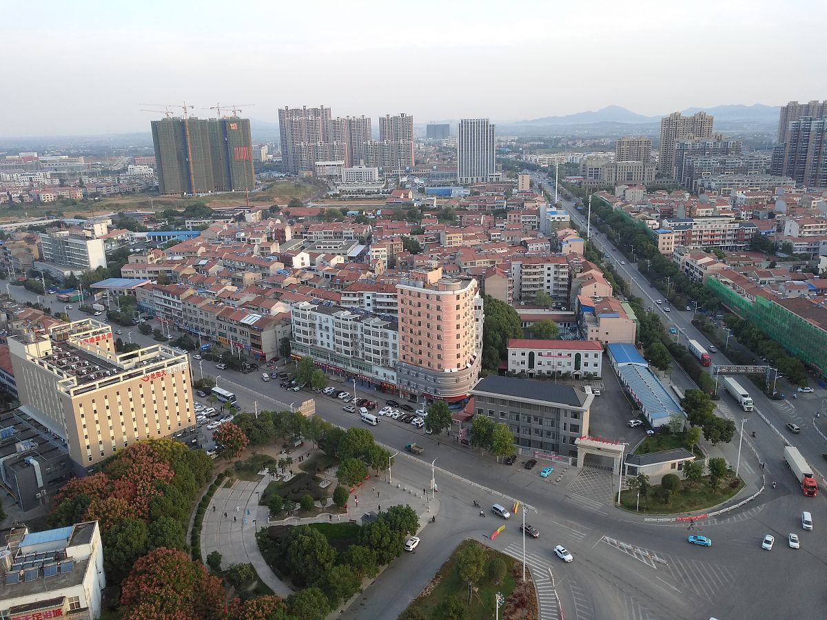 写一篇湖北省黄冈市团风县新型城镇化发展论文