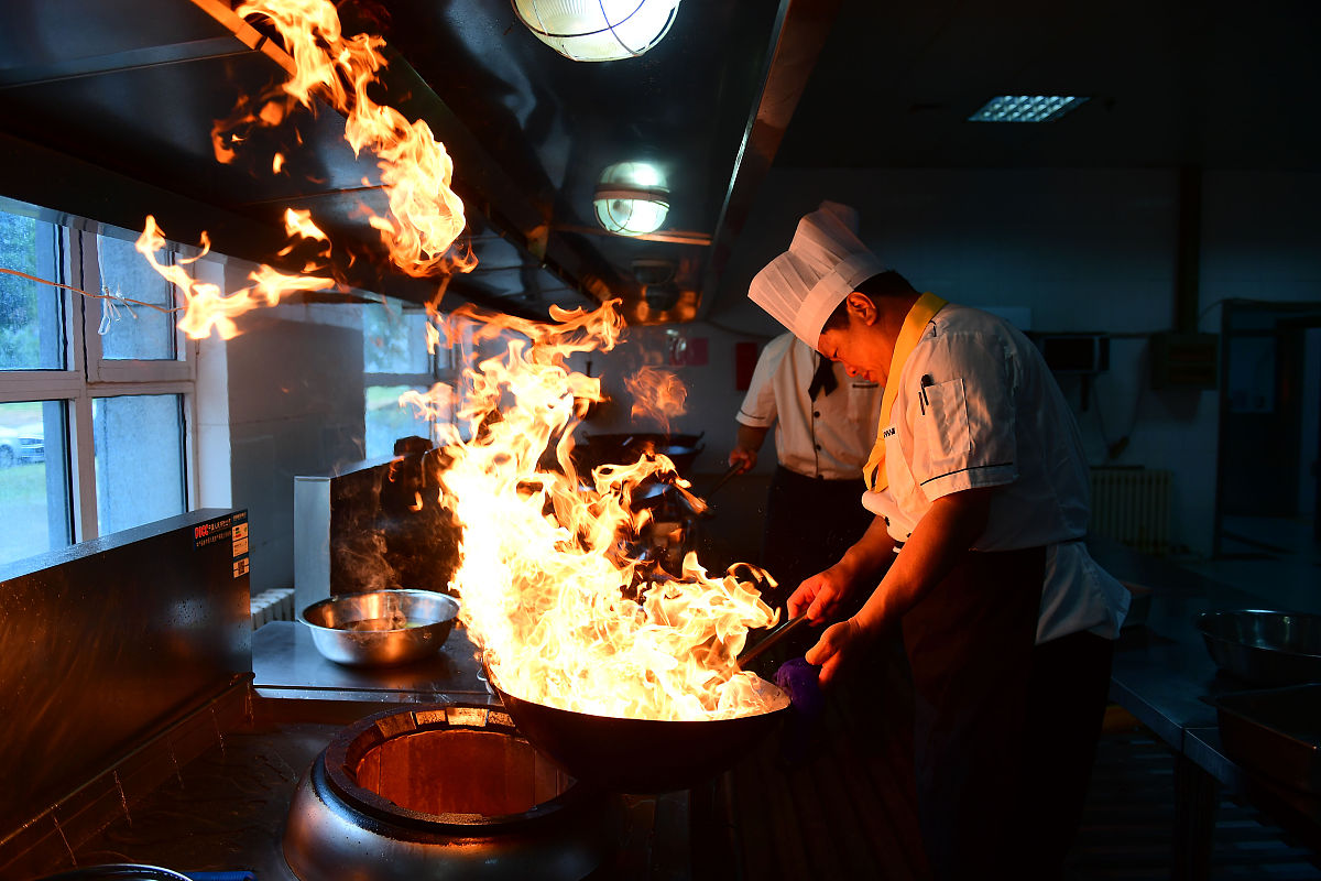 河源职业技术学院物业管理专业课程内容：必修课程介绍