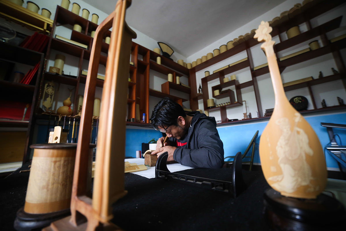 毕节女生上什么中专学校好？专业选择指南