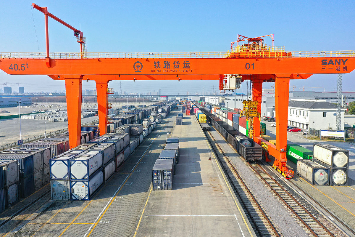 铁路运输管理专业毕业后就业方向：热门领域及发展前景