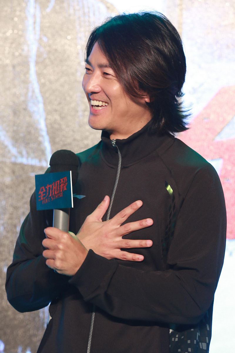 2015年3月10日,北京,动作喜剧电影《全力扣杀》发布会举行.郑伊健