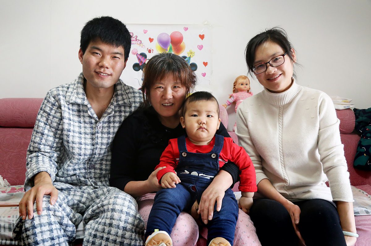 老王的儿子给老王的小舅子的妈妈称呼啥