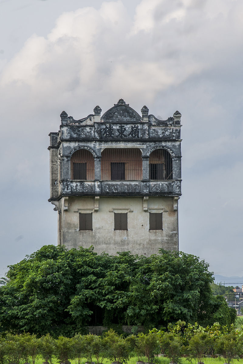 描写江门开平侨乡文化并对碉楼加以叙述1000字
