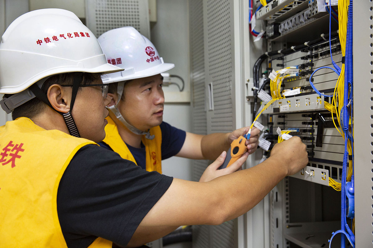 铁路信号通信专业知识：从信号系统到智能交通