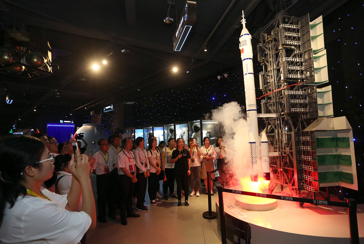 西安高新科技职业学院物流管理专业招生计划 - 200人左右