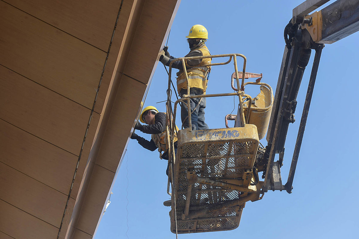 超高空机电管线施工技术