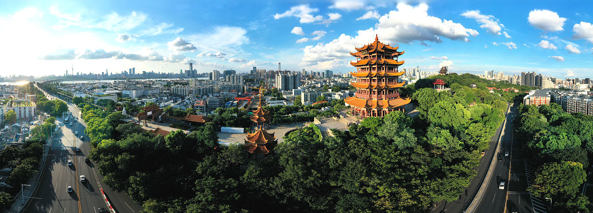 2020年8月6日,湖北武汉黄鹤楼新貌.