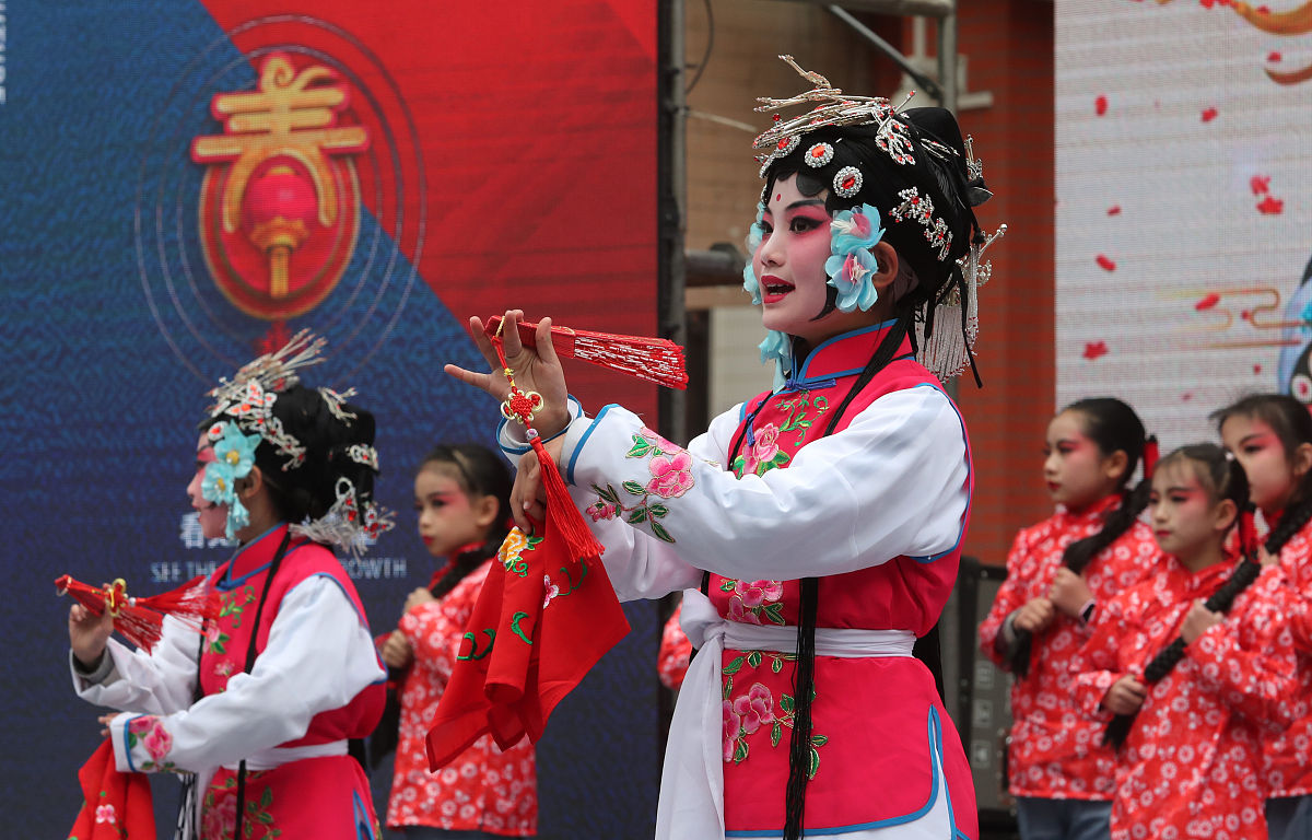 湖州师范学院美术学专业：学习和创作的指南