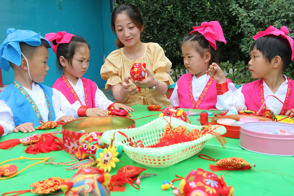 端午创意香囊DIY：手工制作，开启节日欢乐