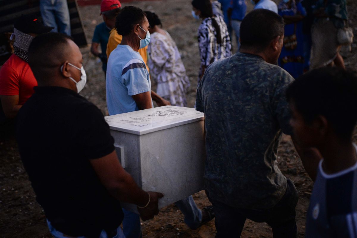 2022年安葬最佳方位选择指南：传统与现代的碰撞