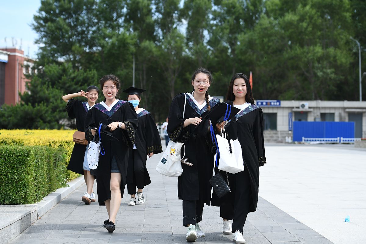 【女生初中毕业学啥好】适合初中毕业女生的专业